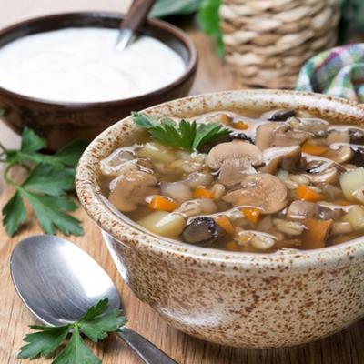 Les meilleures recettes d'une merveilleuse soupe aux champignons à base de champignons surgelés