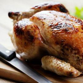 Duftendes und saftiges Hähnchen in Folie im Ofen – schnell, einfach und lecker